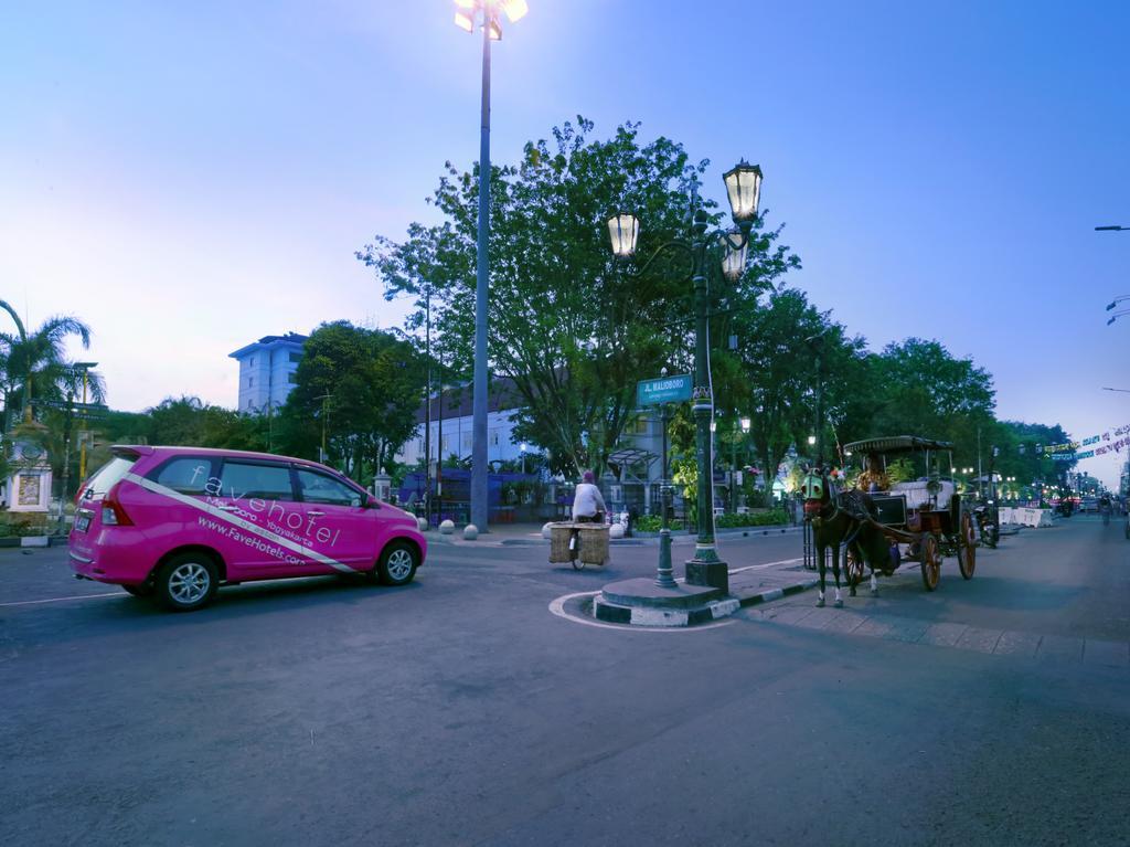 Favehotel Malioboro - Джокьякарта Экстерьер фото