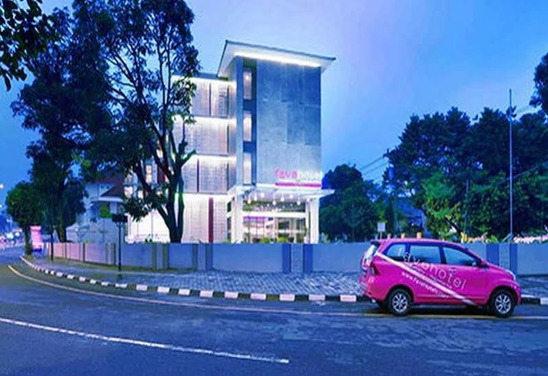 Favehotel Malioboro - Джокьякарта Экстерьер фото